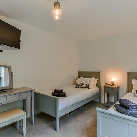 2 Bed In Tenby 85725 Exterior foto